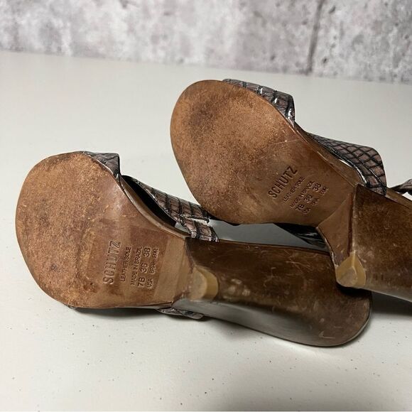 Schutz Croc Embossed Cone Heels Leather - Picture 10 of 11